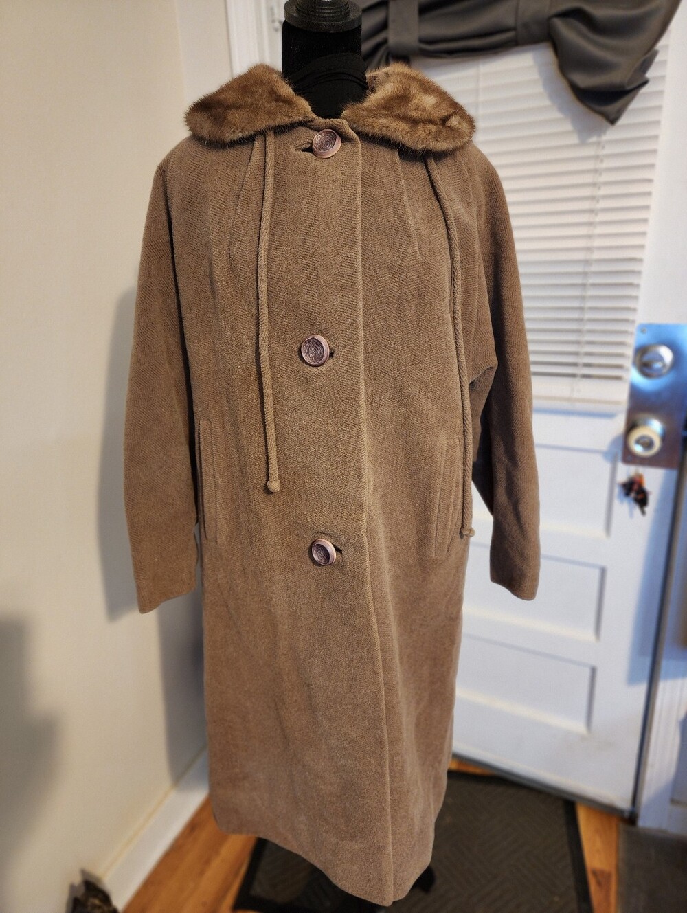 Vintage Town & Country Faux Fur Collar Long Wool Blend Coat Taupe Brown